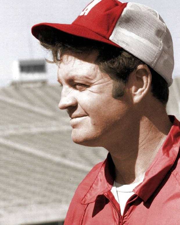 Tom Osborne, Nebraska football coach